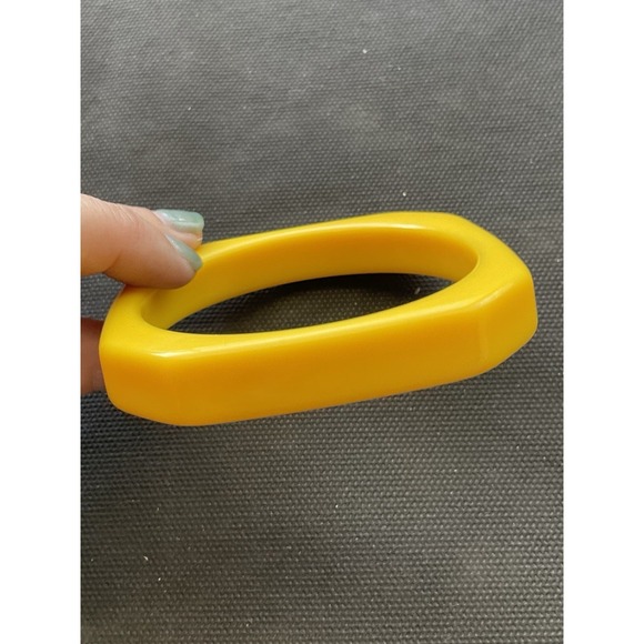Estate Jewelry - vintage canary yellow hexagonal bangle bracelet Plastic Estate Jewelry